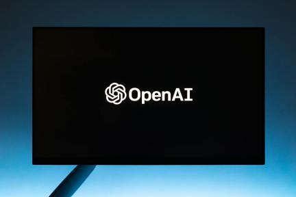 马斯克申请禁令，试图阻止OpenAI向营利性机构转型