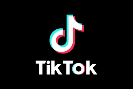 TikTok表示将为美国用户恢复服务，并计划制定长期解决方案。