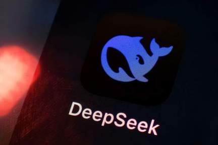 中国AI黑马DeepSeek遭全球围剿：美国科技霸权的黄昏？